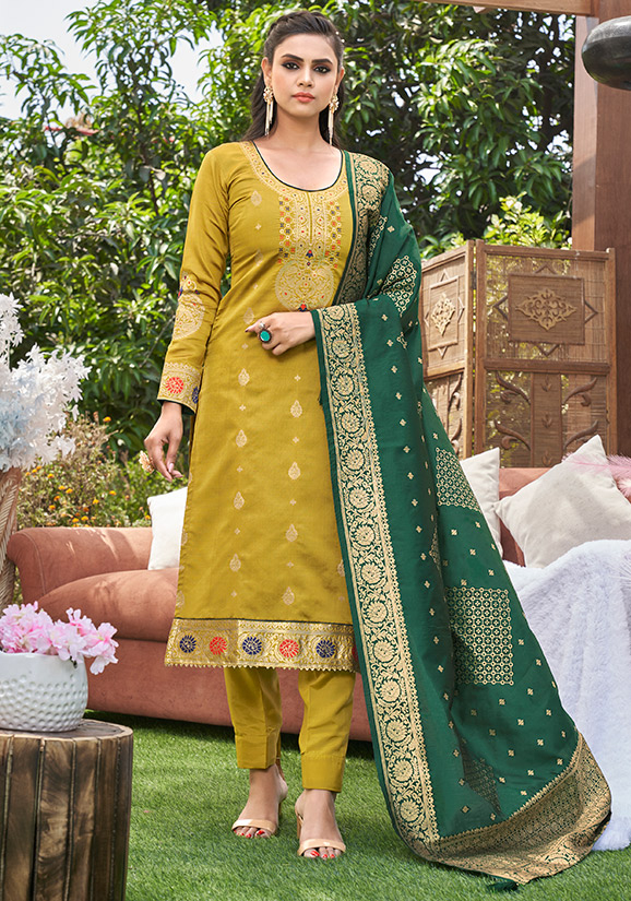 Kurta Sets & Suits | Banarasi Green Trouser Duppatta Set Shuitfor Women |  Freeup