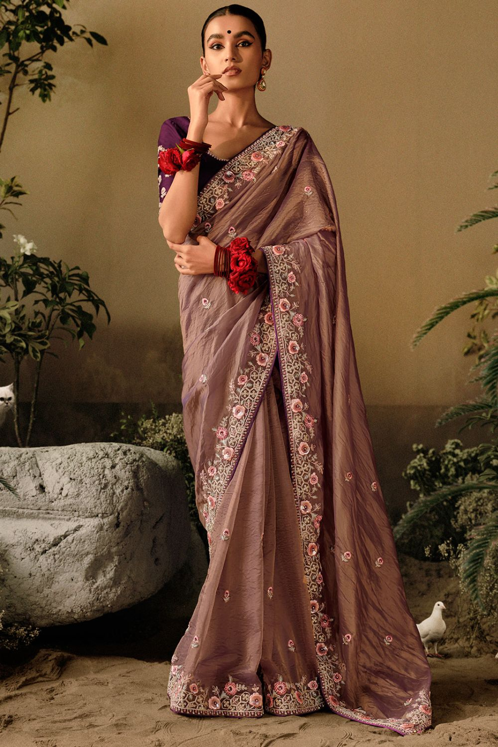 Buy Exclusiva Green Khatli Cut Work Saree for Women Online @ Tata CLiQ  Luxury