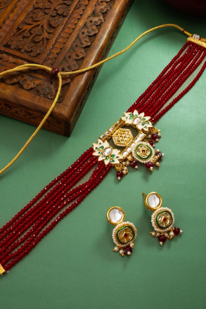 Red Stones Studded Necklace Set