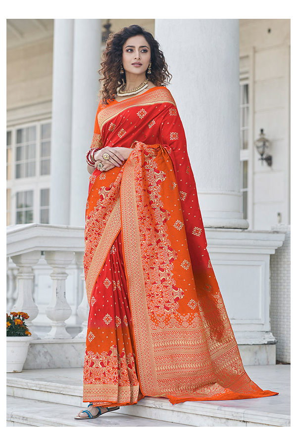 Buy Luxury & Artisan Kanjivaram Silk Sarees - Since 1940 – Muhurth